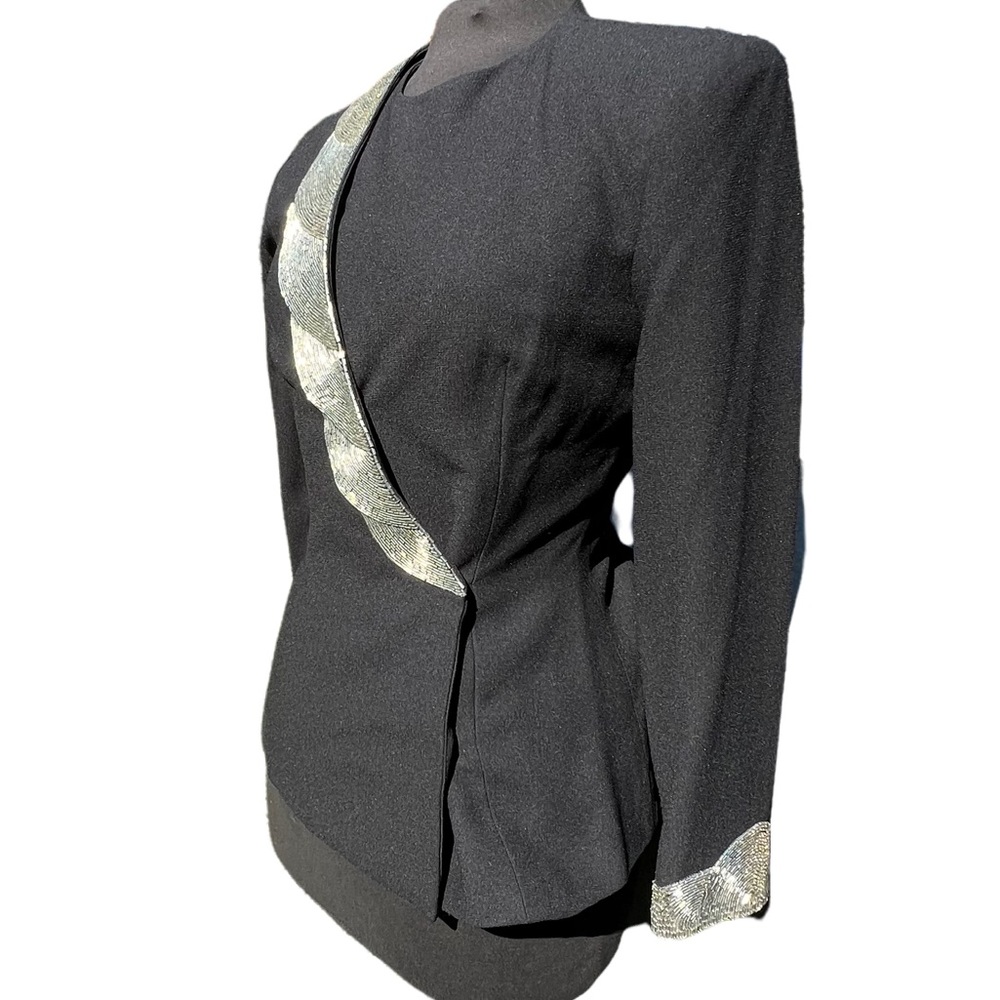 Vintage AJ Bari Stunning Beaded Blazer with Beaded Wrists - Picture 4 of 10